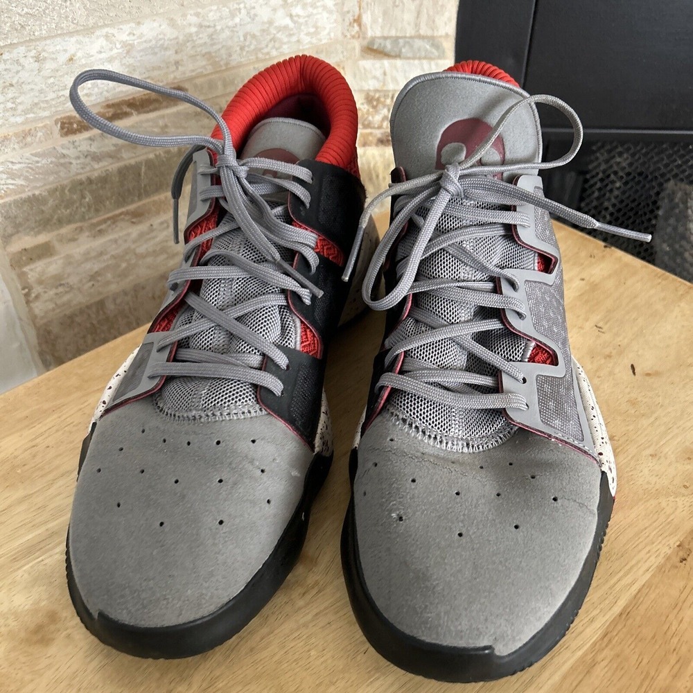 Adidas Pro Vision‎ Men's Basketball Shoes Grey Burgundy Skull G27754 Size 10.5 - Picture 2 of 11